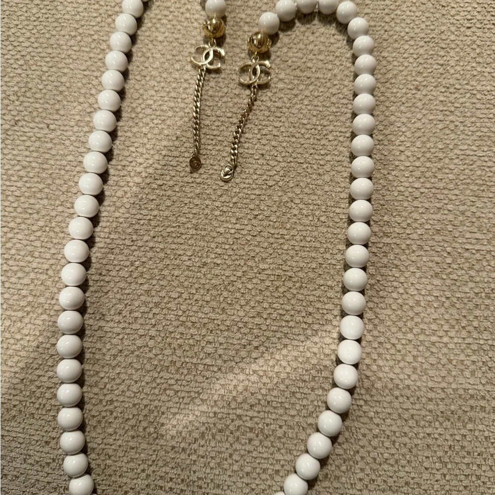 Elegant String ( from CC sunglasses) - Picture 3 of 3